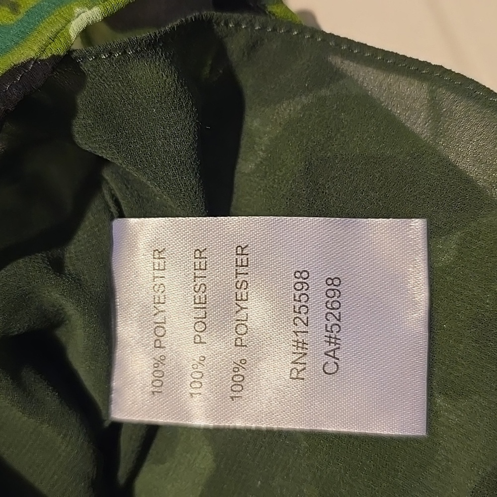 Ellen Tracy Green Camouflage Blouse M - Picture 6 of 6